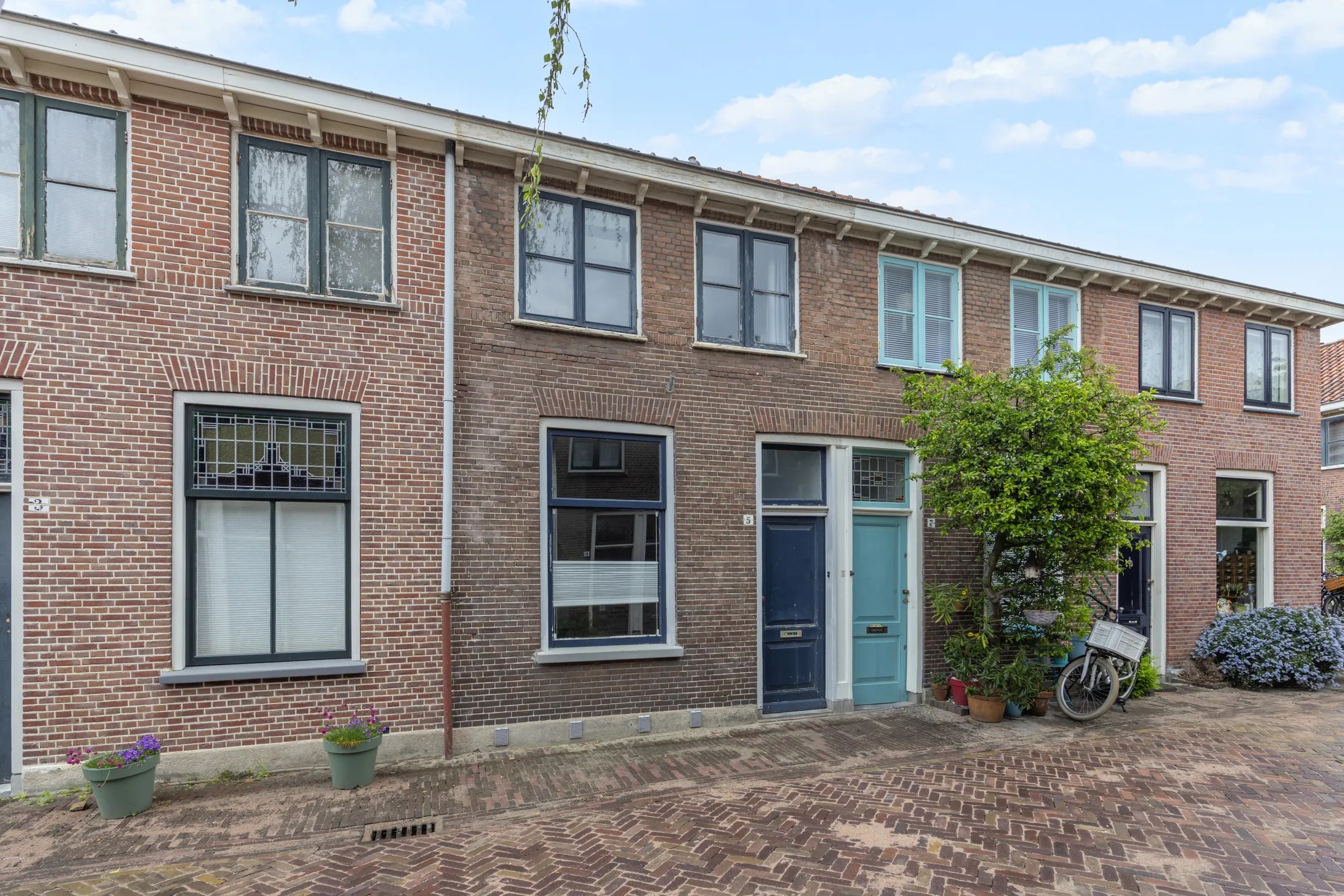 Tussenwoning Dirklangendwarsstraat 5 in Delft