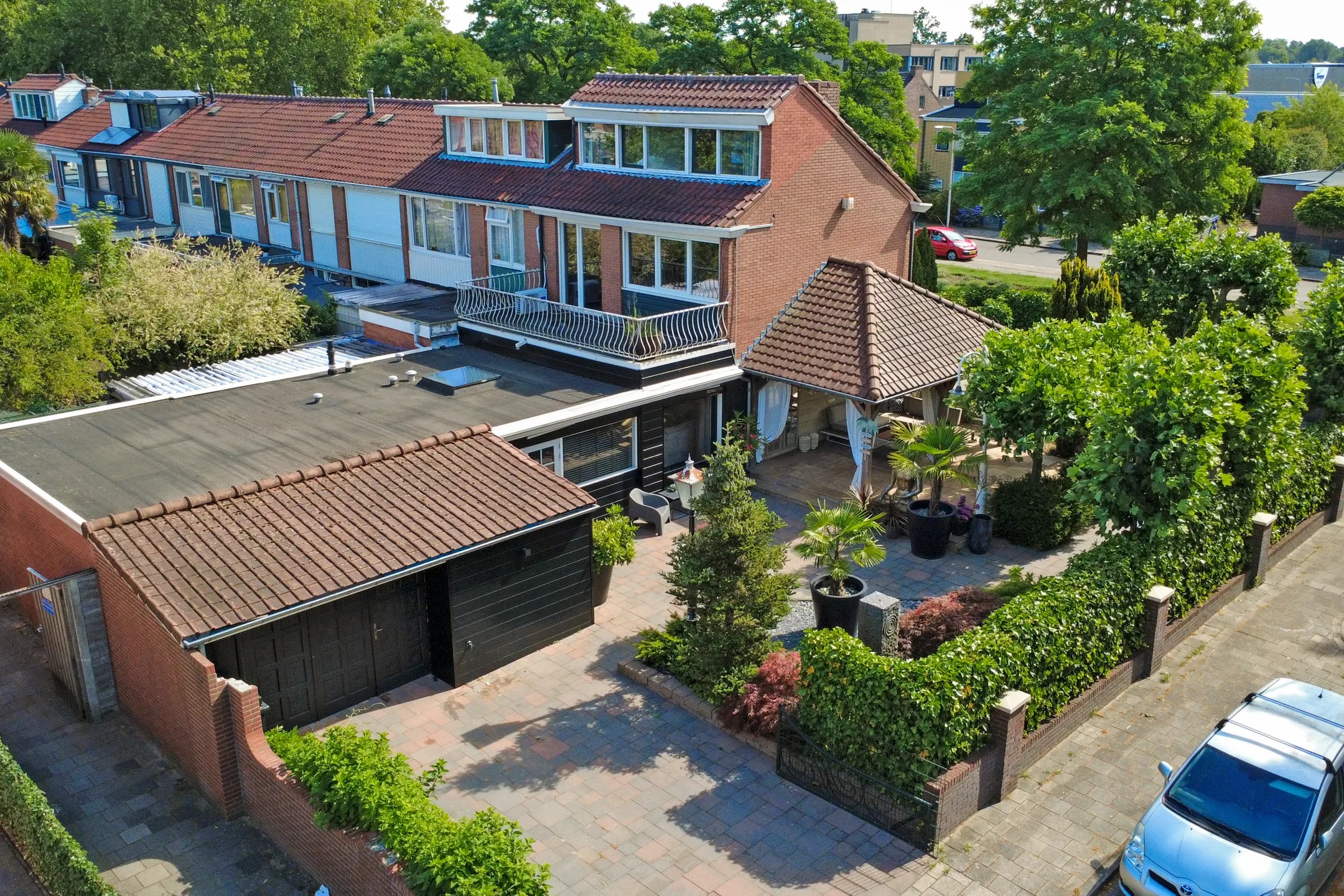 Hoekwoning Wethouder Nijhuisstraat 20 in Enschede