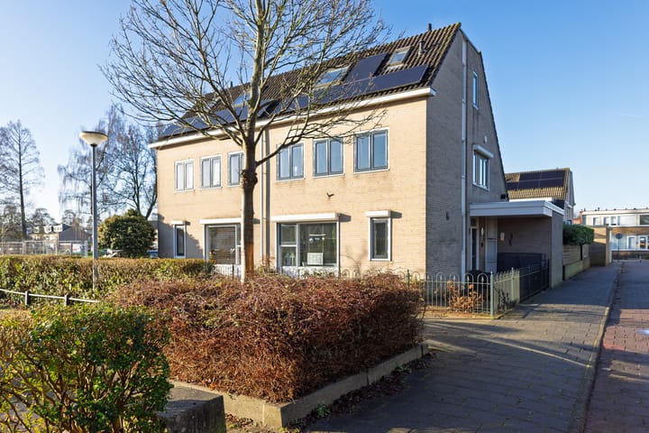 2-onder-1-kapwoning Boternesserstraat 26 b in Weesp