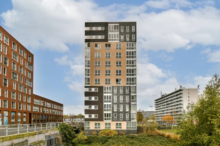 Portiekflat Raoul Wallenbergstraat 97 in Amsterdam