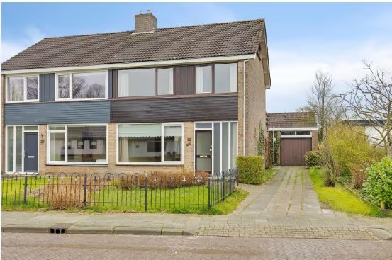 2-onder-1-kapwoning Iepensteinlaan 23 in Joure
