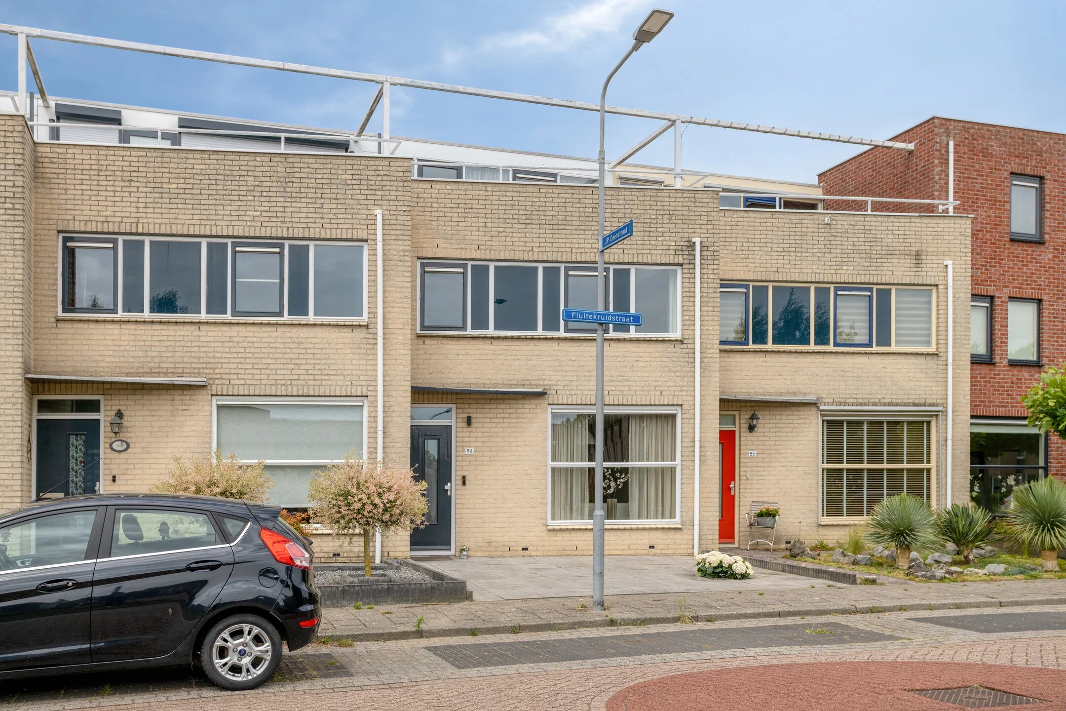 Tussenwoning Fluitekruidstraat 84 in Goes