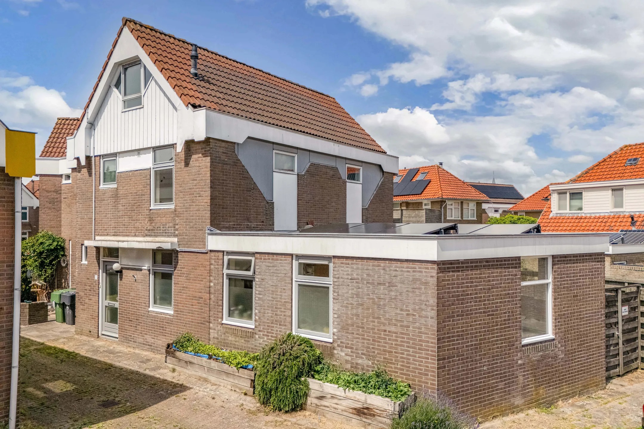 Hoekwoning Tjerk Hiddes de Vriesstraat 25 in Harlingen