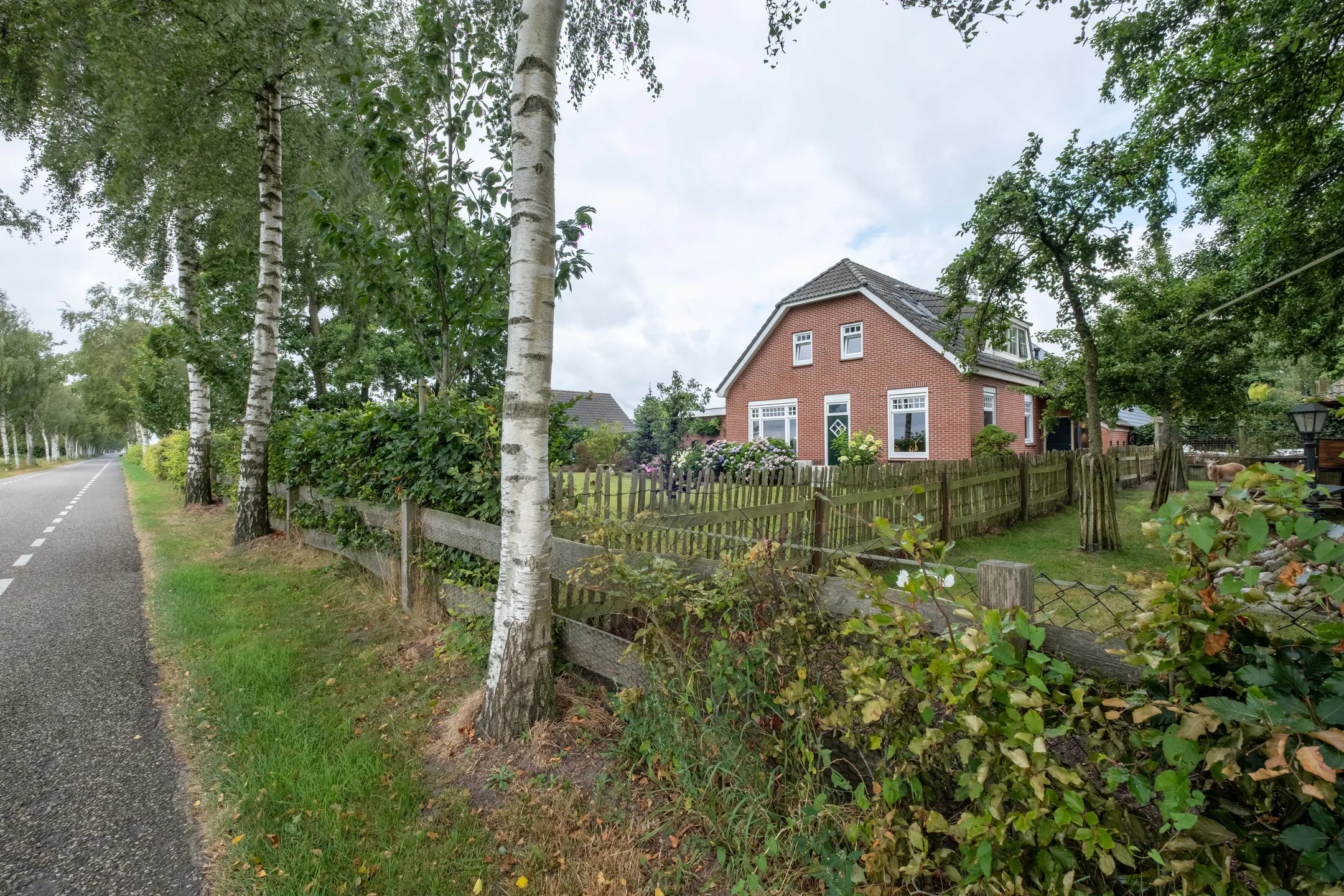 2-onder-1-kapwoning Berkenweg 24 in Drijber