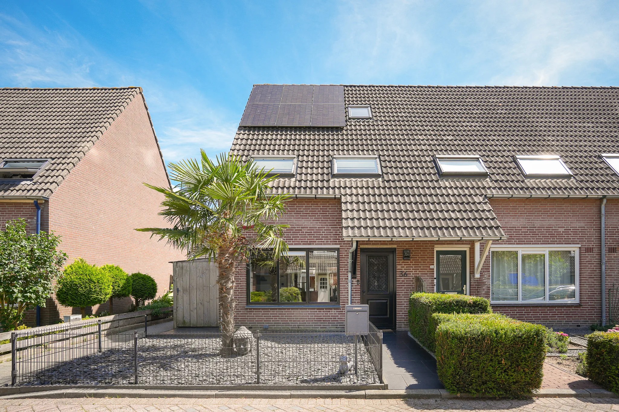 Hoekwoning De Torenvalk 36 in Rossum