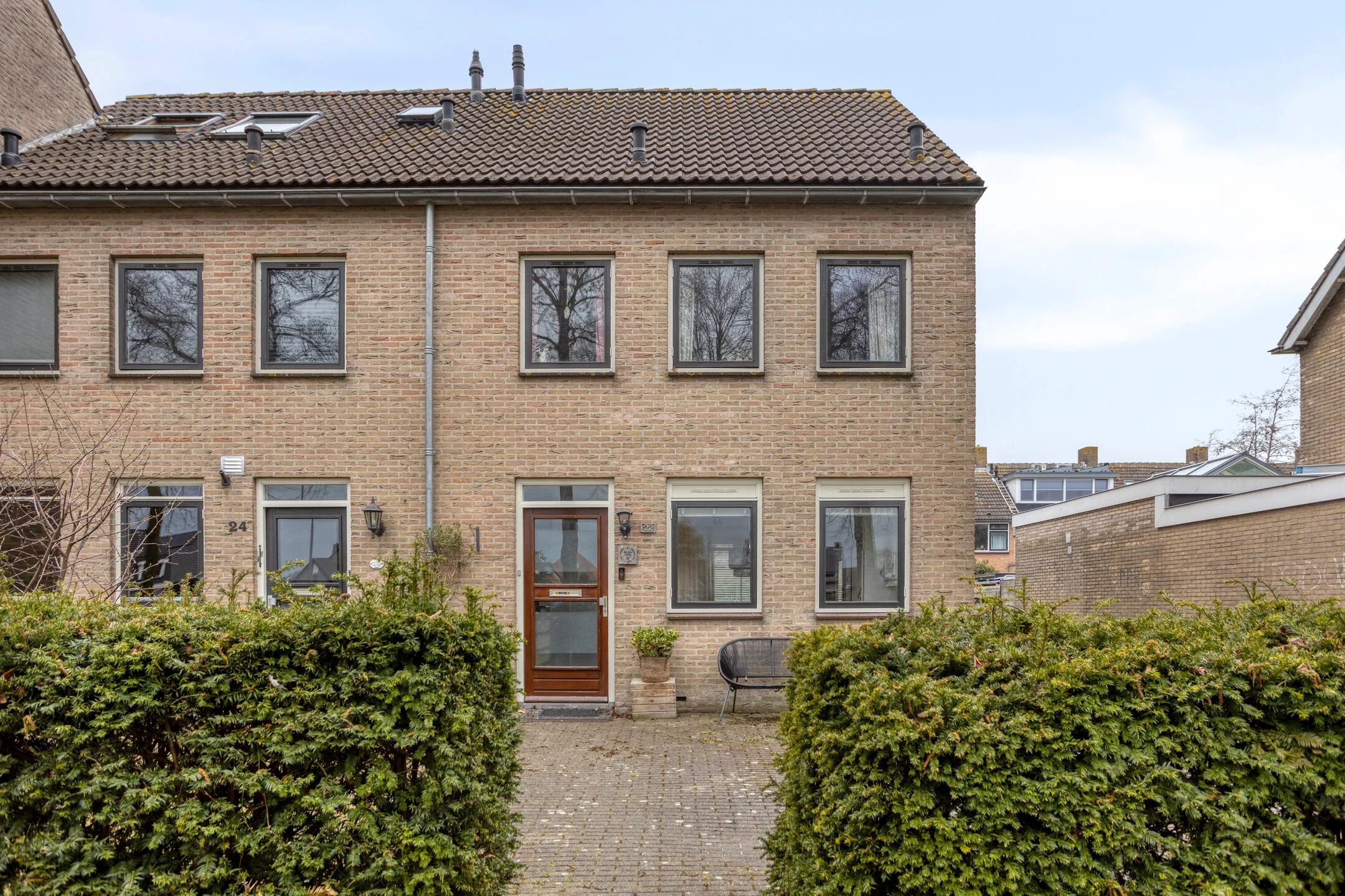 Hoekwoning Zwartepad 22 in Warmenhuizen