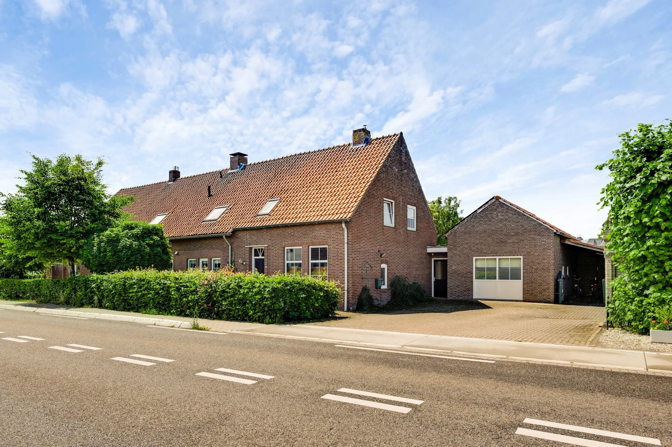 Halfvrijstaande woning Hoofstraat 4 in Nederweert