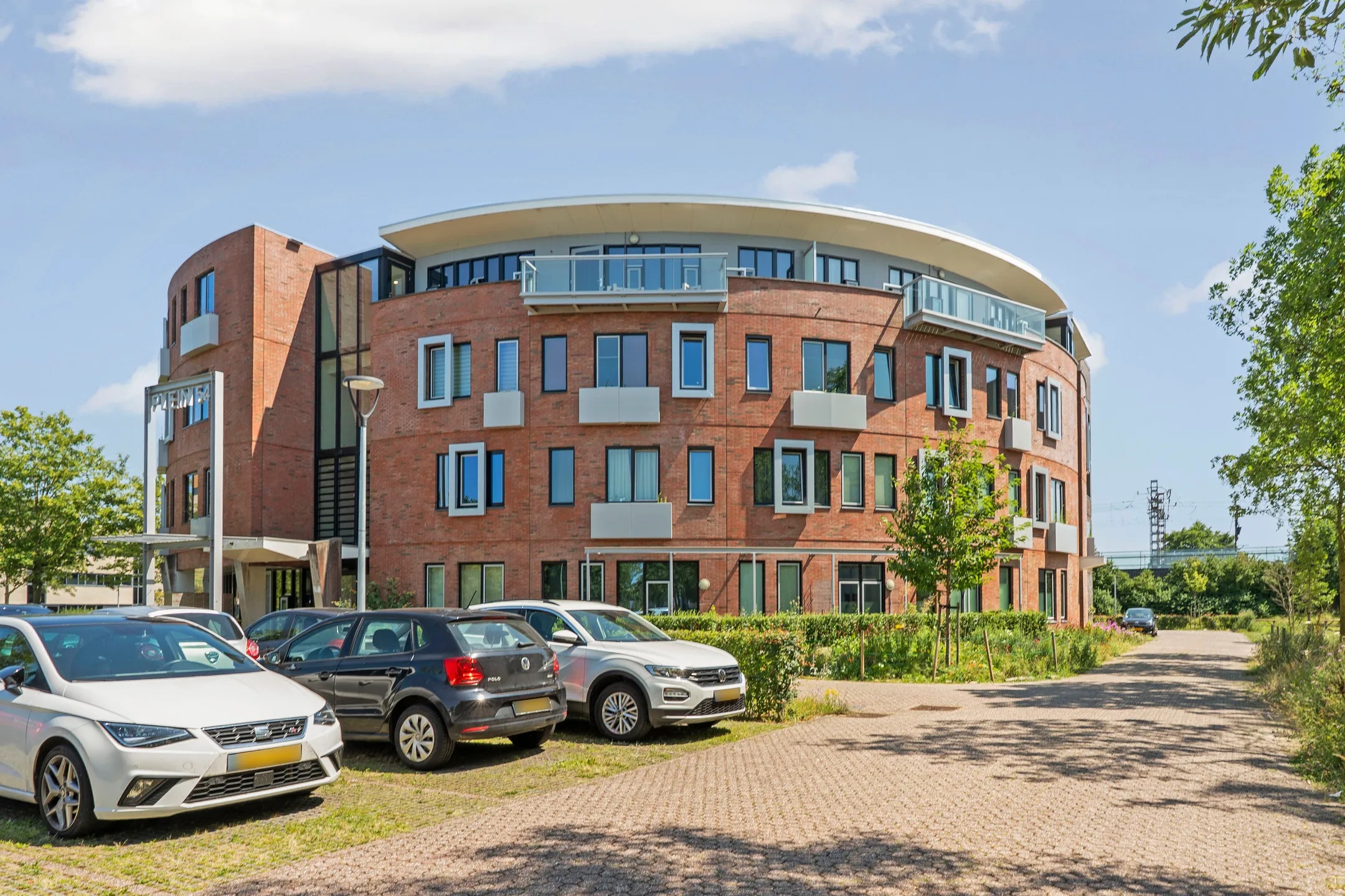 Portiekflat Louis Armstrongweg 56 G in Almere