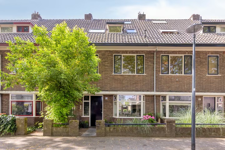 Tussenwoning Oranjeboomplein 10 in Breda