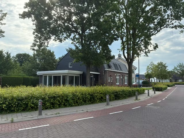 Hoekwoning Hoofdstraat 40 C in Hoogeloon