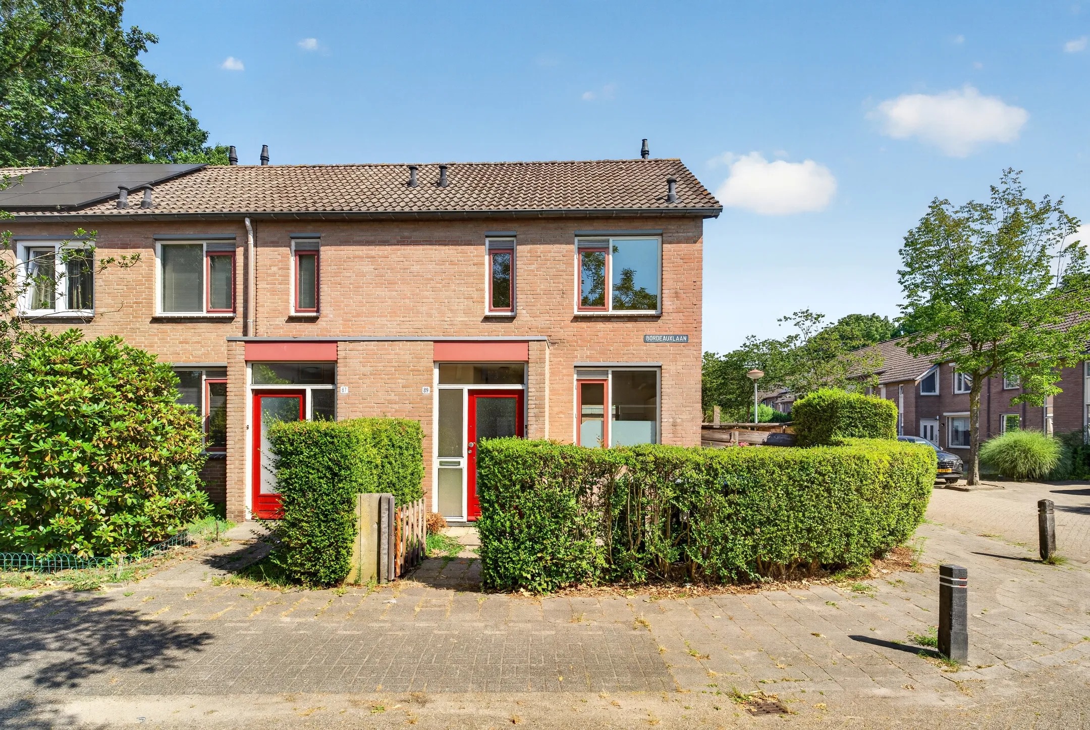 Hoekwoning Bordeauxlaan 89 in Eindhoven