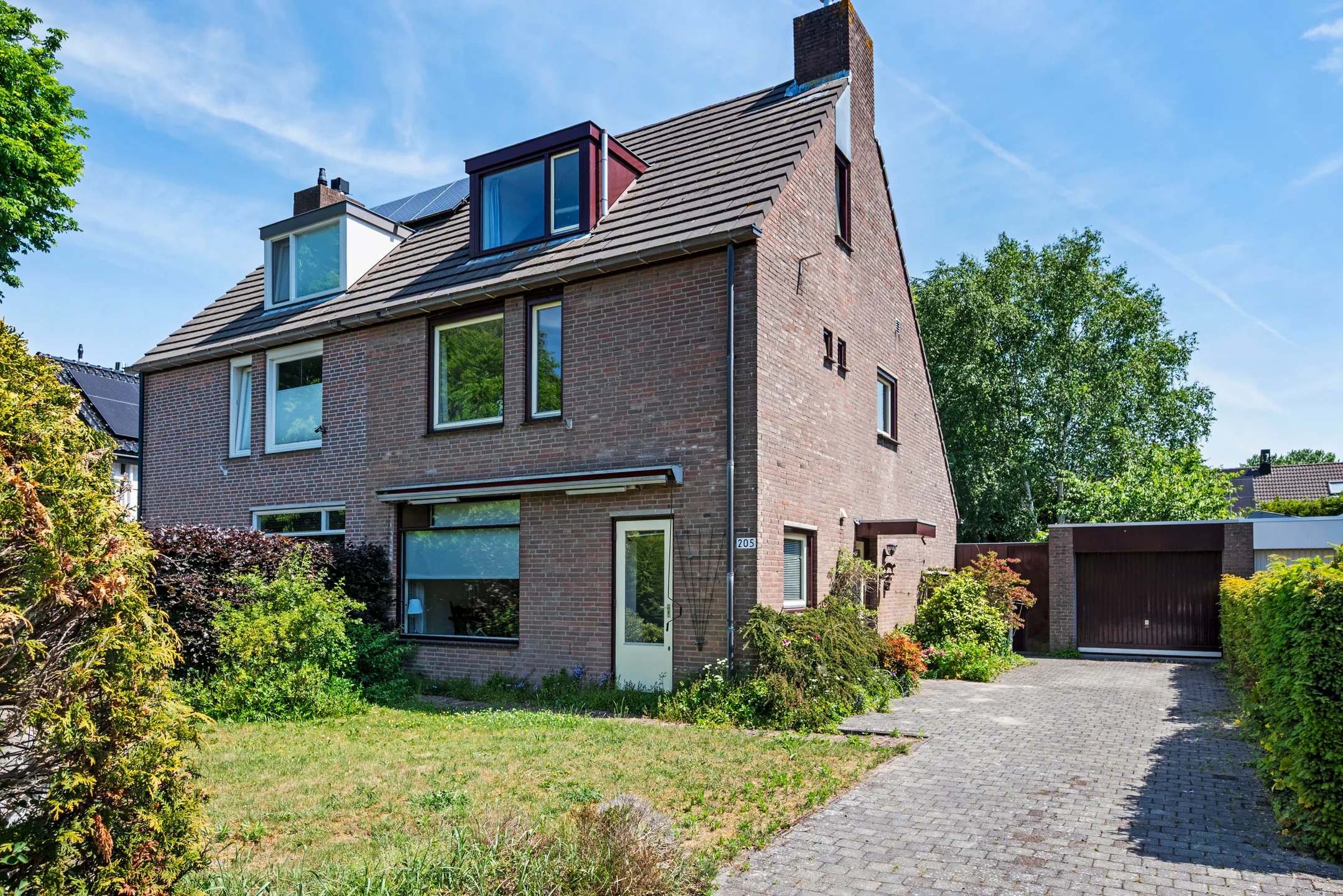 Geschakelde woning Oosterduinweg 205 in Aerdenhout