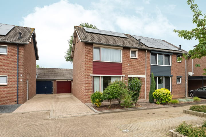 2-onder-1-kapwoning Puttershof 34 in Gennep