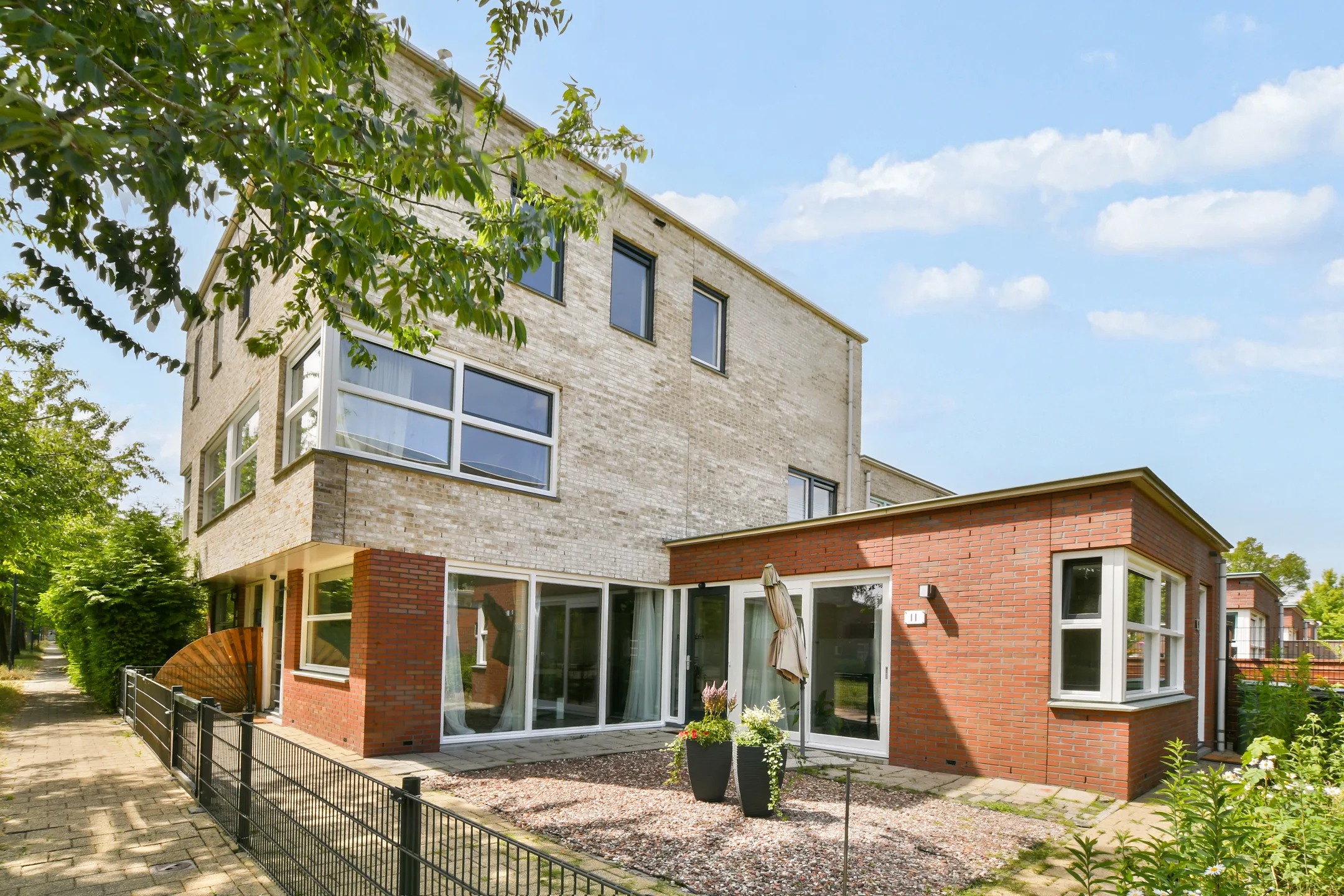 Hoekwoning Jan Campertstraat 9 in Almere