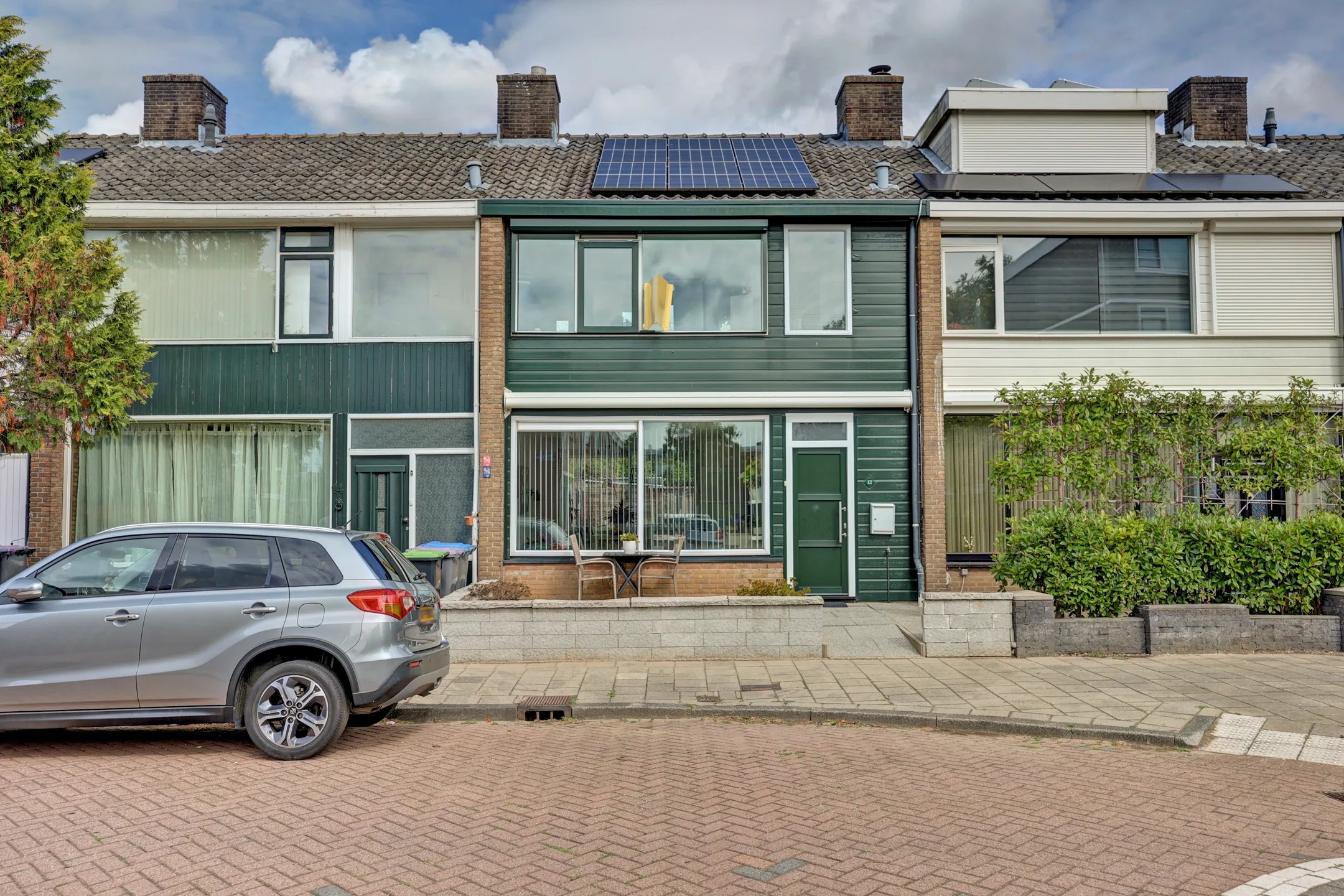 Tussenwoning Dahliastraat 12 in Spijkenisse