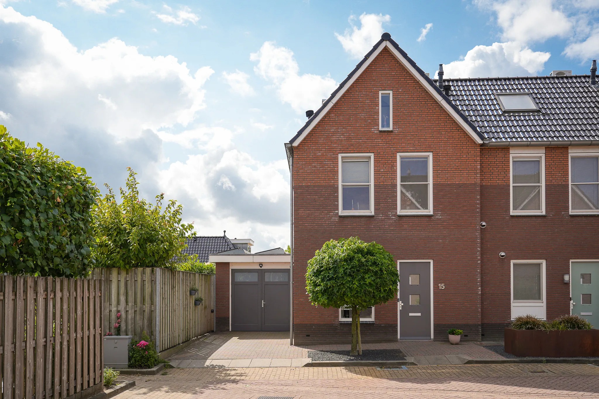 Hoekwoning Koningsland 15 in Beneden-Leeuwen
