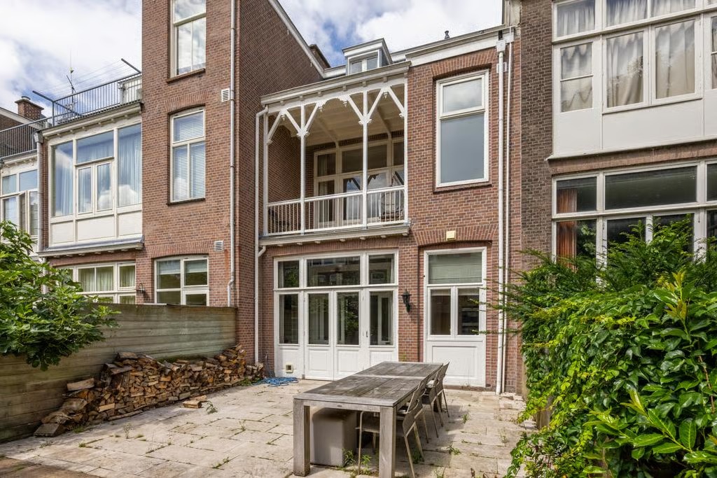 Tussenwoning Stephensonstraat 22 in Den Haag