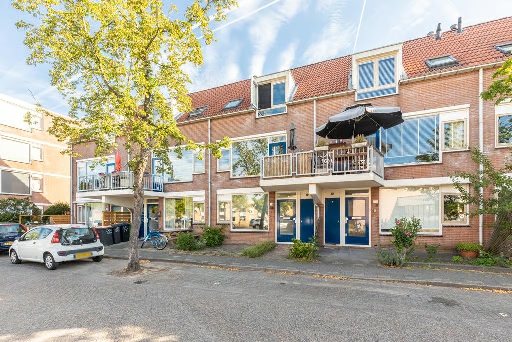 Benedenwoning Eek 34 in Huizen