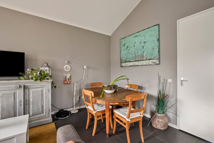 Bovenwoning J.A. Rädeckerweg 9 a in Schoorl