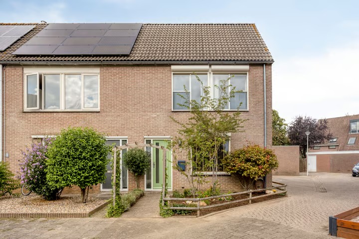 Hoekwoning Achterse Weide 70 in Westervoort