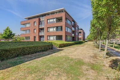 Portiekflat Van Poeljestraat 52 in Honselersdijk