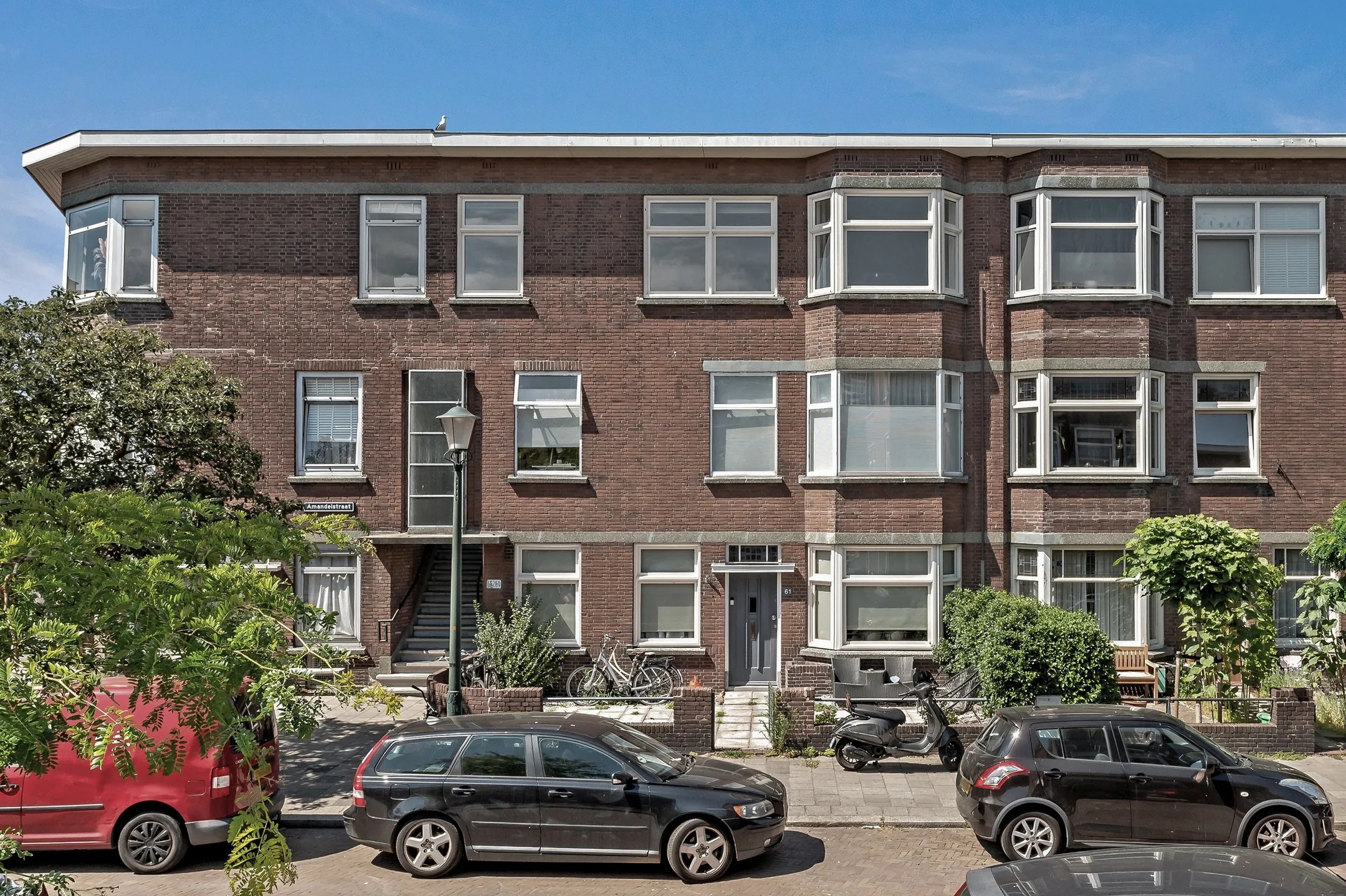 Portiekwoning Amandelstraat 65 Den Haag