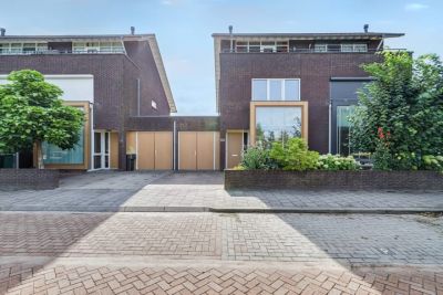Eengezinswoning, 2-onder-1-kapwoning Speenkruid 60 in Puttershoek