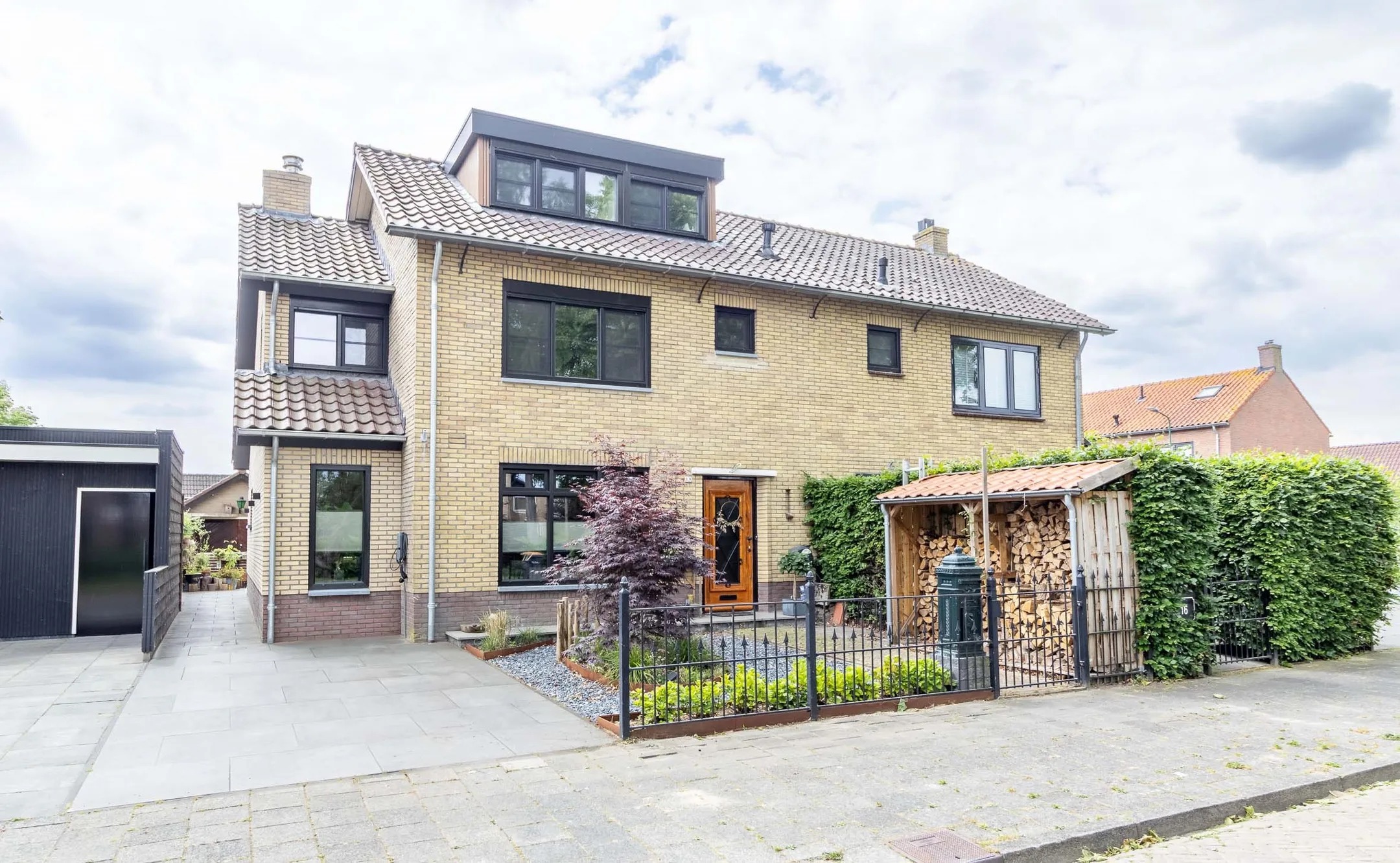 2-onder-1-kapwoning Vondelstraat 18 in Bunschoten-Spakenburg
