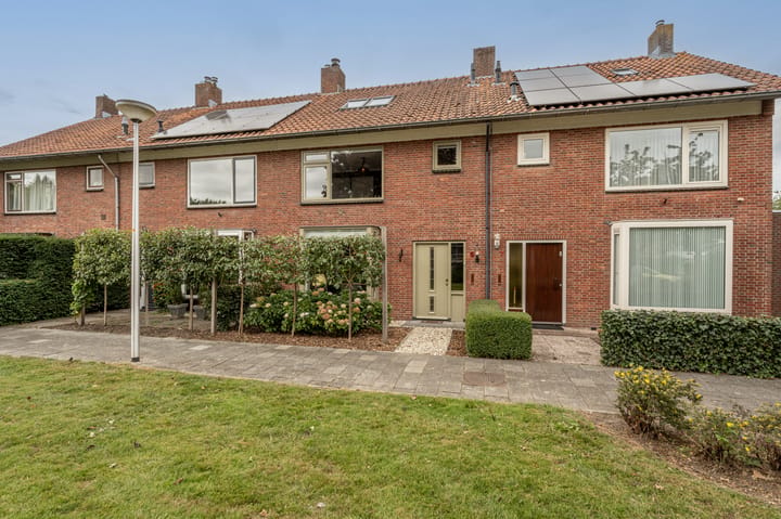 Eengezinswoning, tussenwoning Mr. Thorbeckestraat 5 in Barendrecht