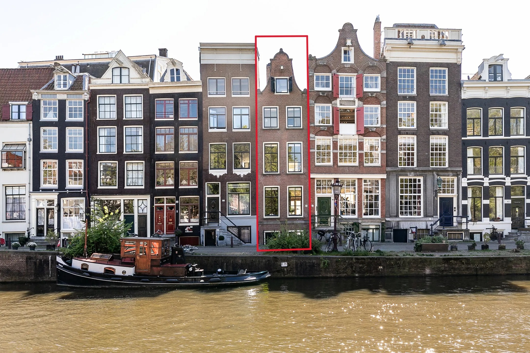 Tussenwoning Brouwersgracht 37 in Amsterdam
