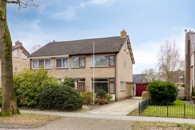 2-onder-1-kapwoning Oosterwoldseweg 28 in Haulerwijk