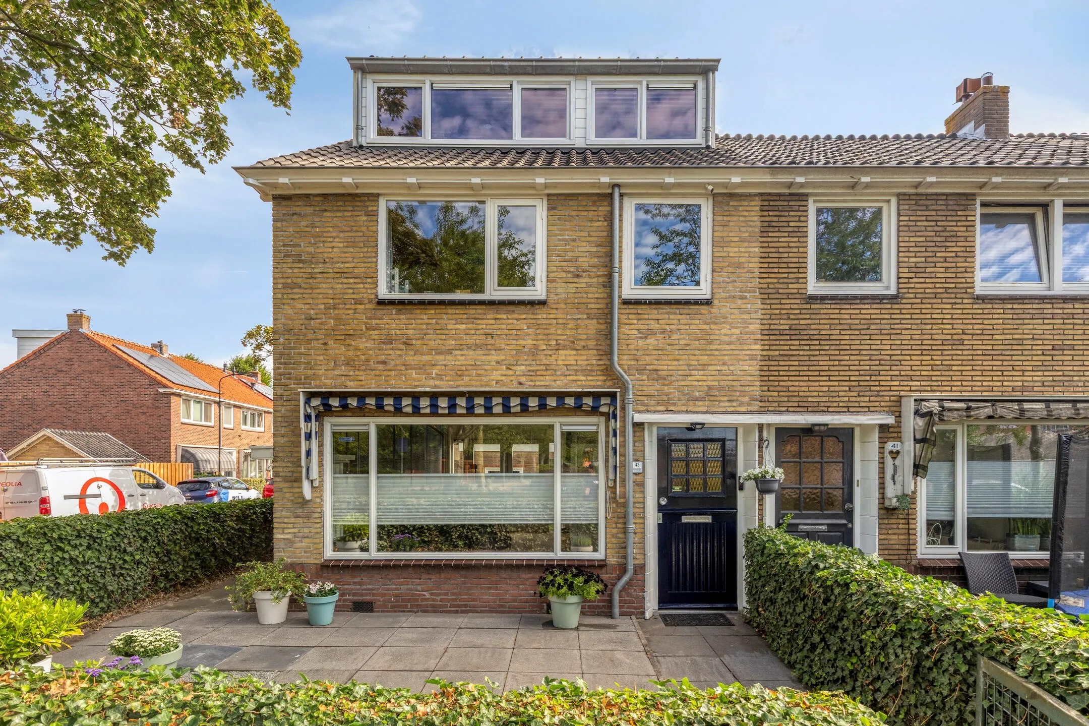 Hoekwoning Oostertuinen 43 in Beverwijk