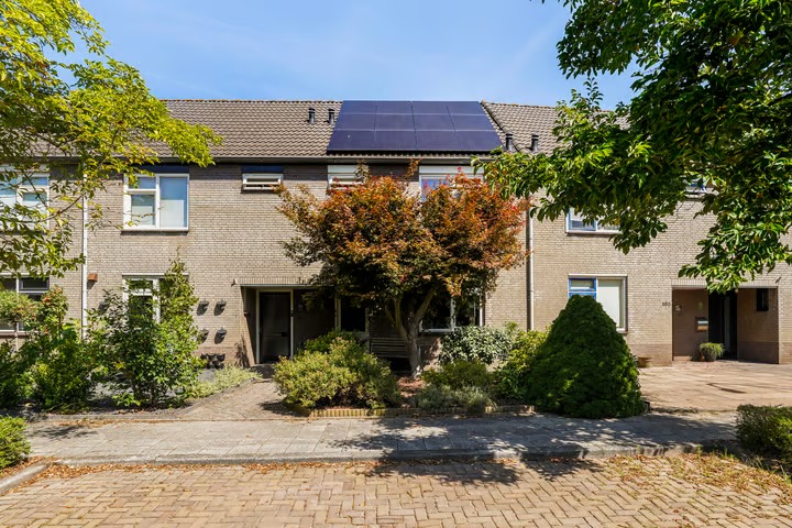 Tussenwoning A.B. van Lieshoutlaan 101 in Waalwijk