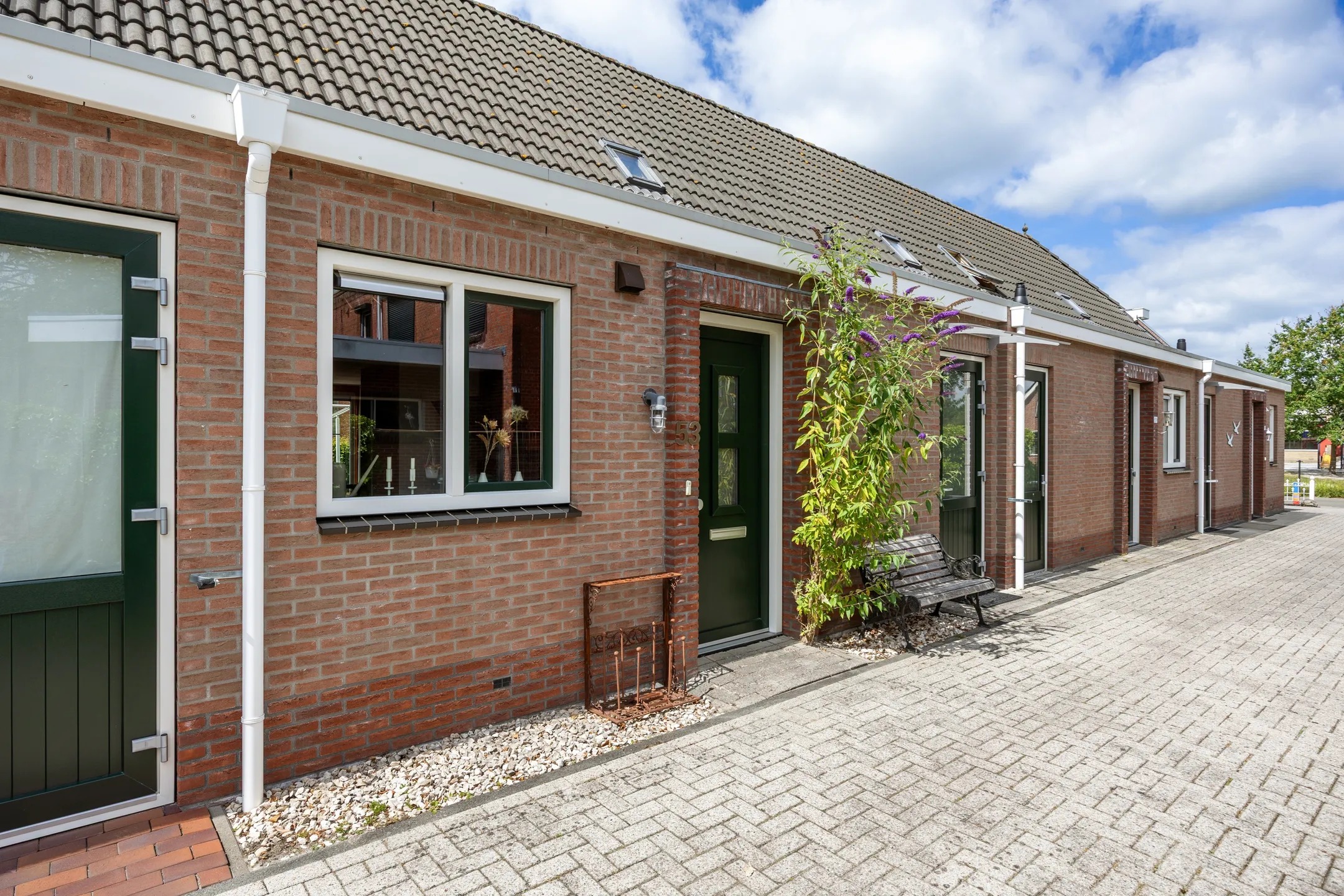 Tussenwoning Oosterweg 53 in De Wilp