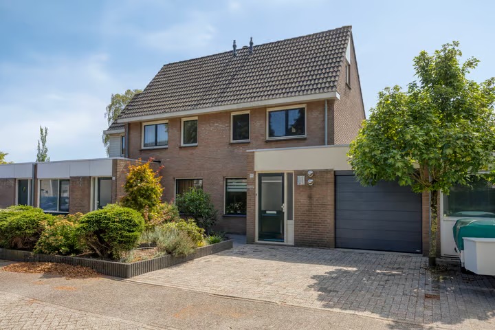 2-onder-1-kapwoning Sterappel 49 in Uden
