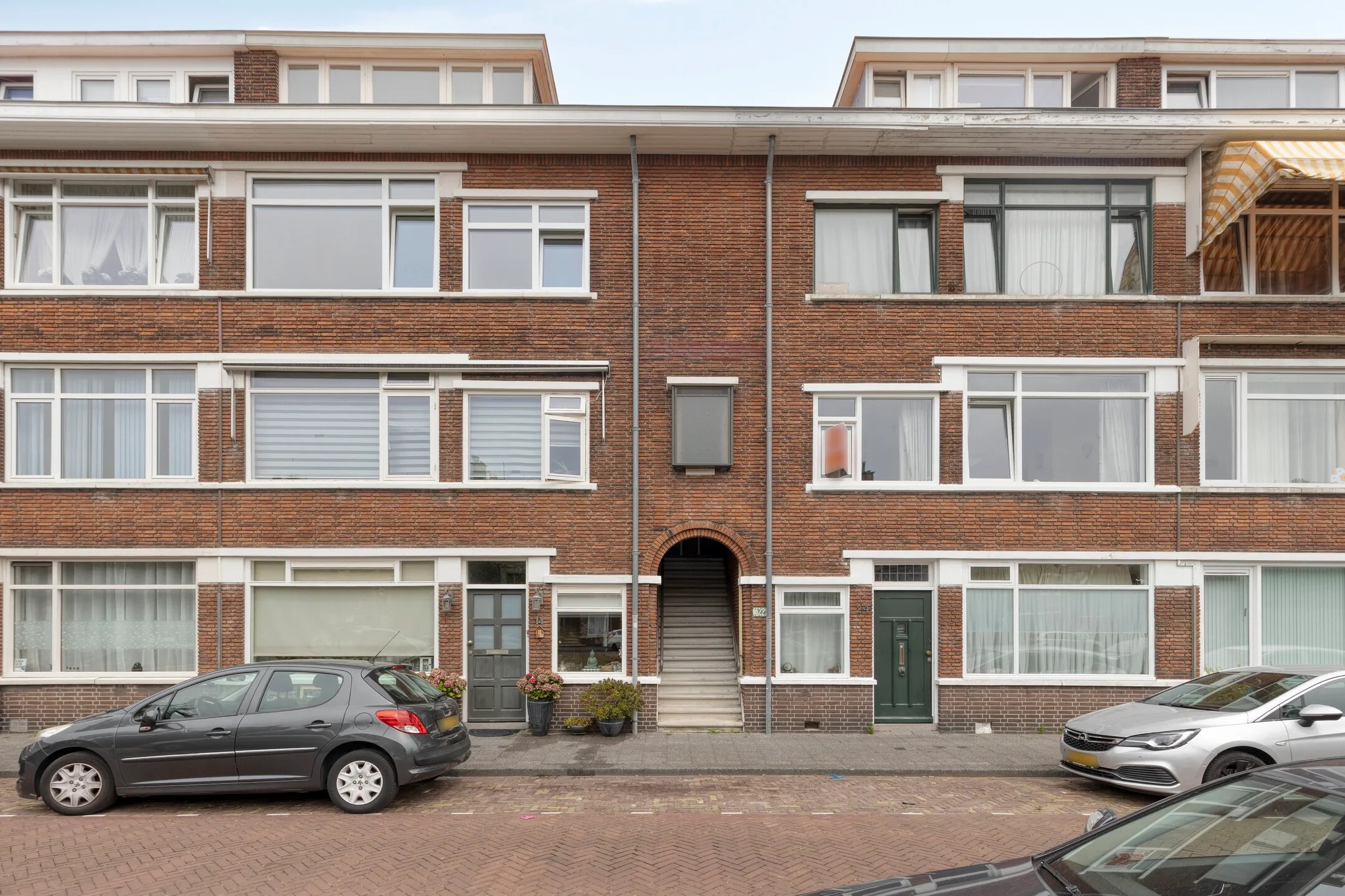 Portiekwoning Maartensdijklaan 22 in Den Haag