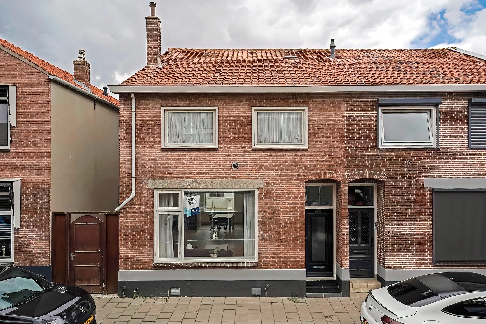 2-onder-1-kapwoning Jan Tooropstraat 102 in Katwijk