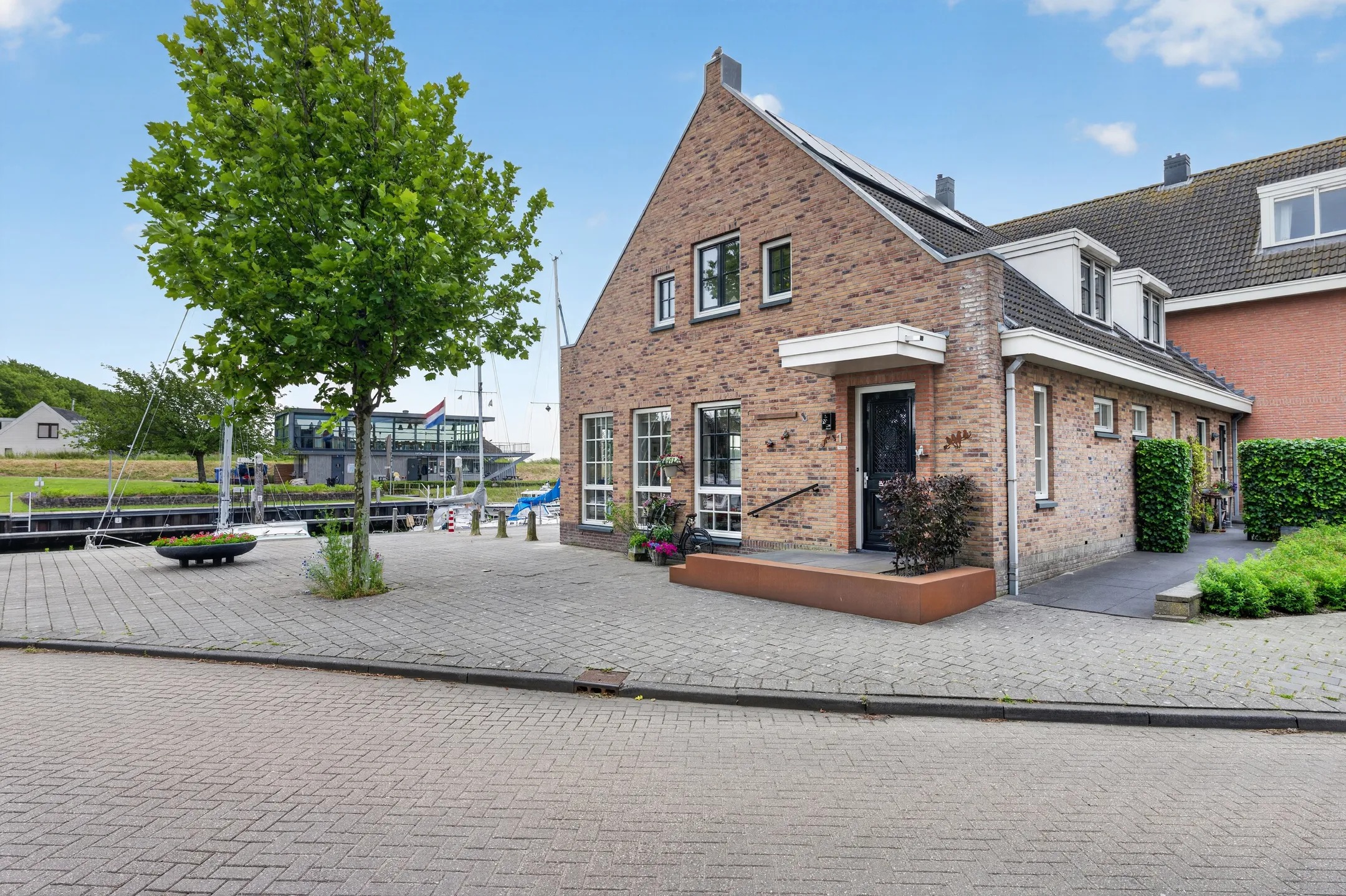 Halfvrijstaande woning Handelskade 1 Oude-Tonge