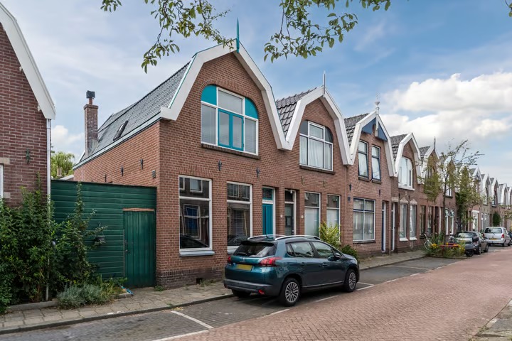 Hoekwoning Prins Hendrikstraat 26 in Zaandam