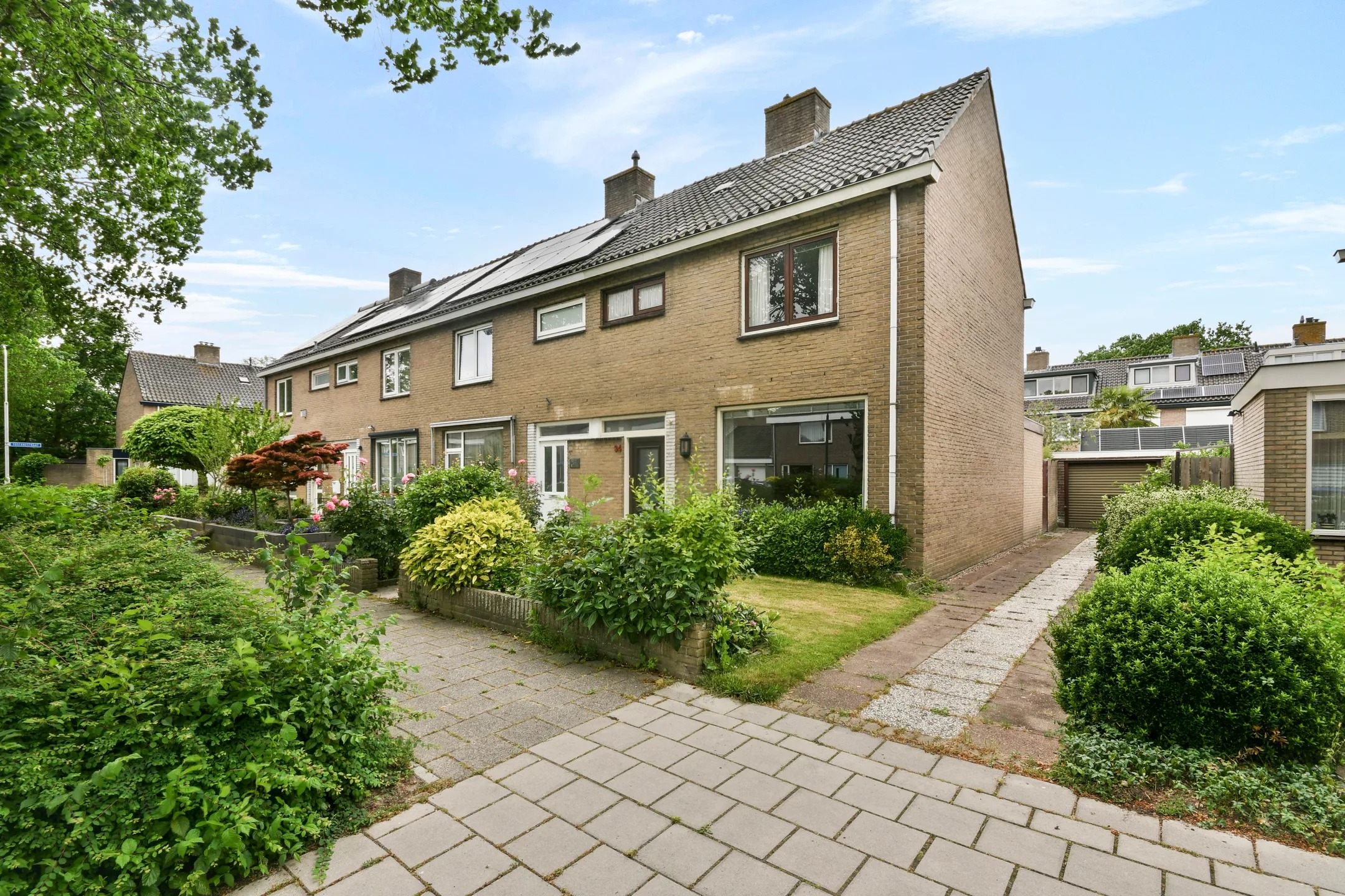 Hoekwoning Henegouwenlaan 34 in Heemskerk