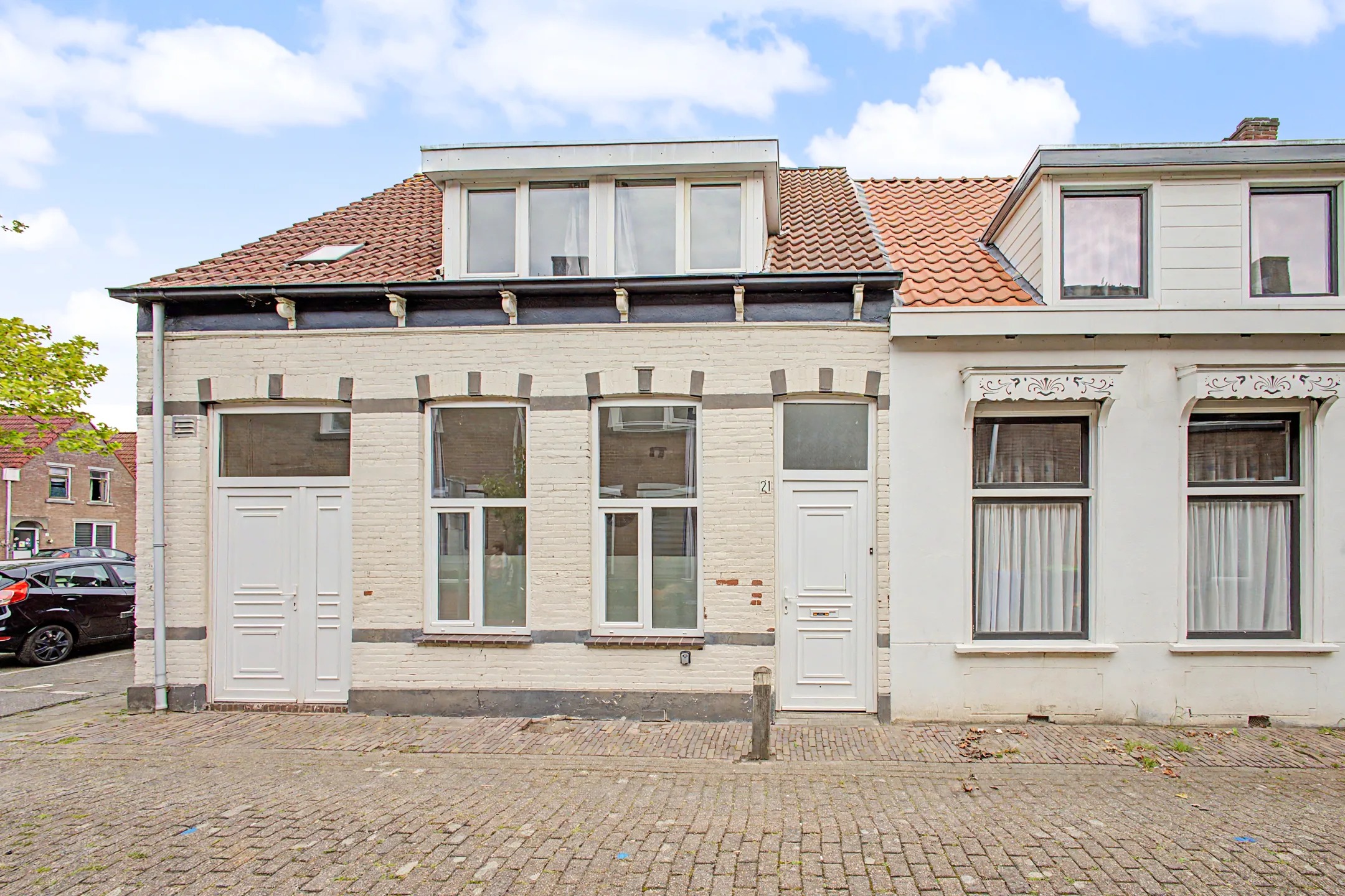 Halfvrijstaande woning van Bovenstraat 21 in Terneuzen