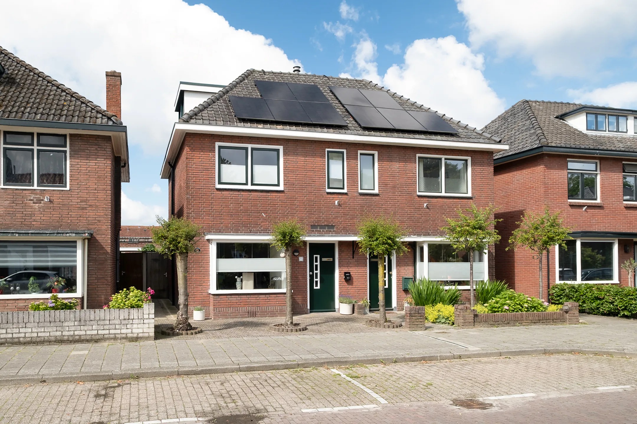 2-onder-1-kapwoning Dahliastraat 113 in Enschede