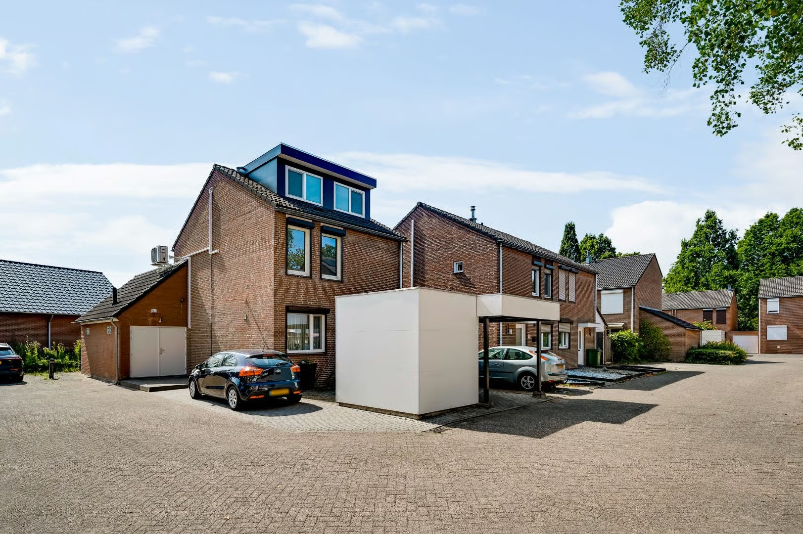 Geschakelde woning Anemoonhof 40 in Weert