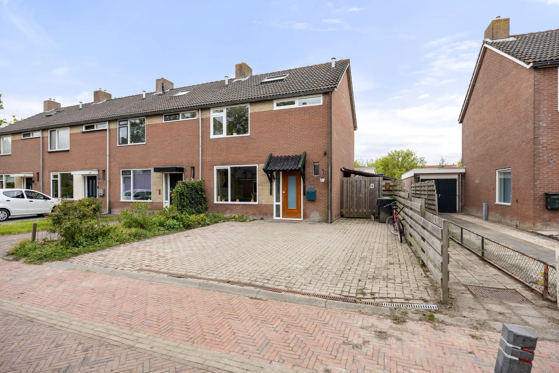 Hoekwoning John F Kennedy-laan 42 in Usquert