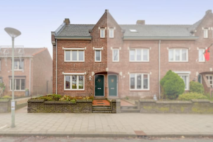 Hoekwoning Kenzenstraat 13 in Steyl