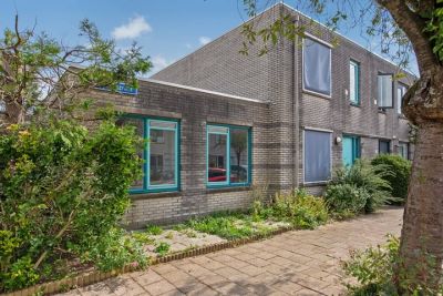 Bungalow Oe Thantstraat 10 in Delft