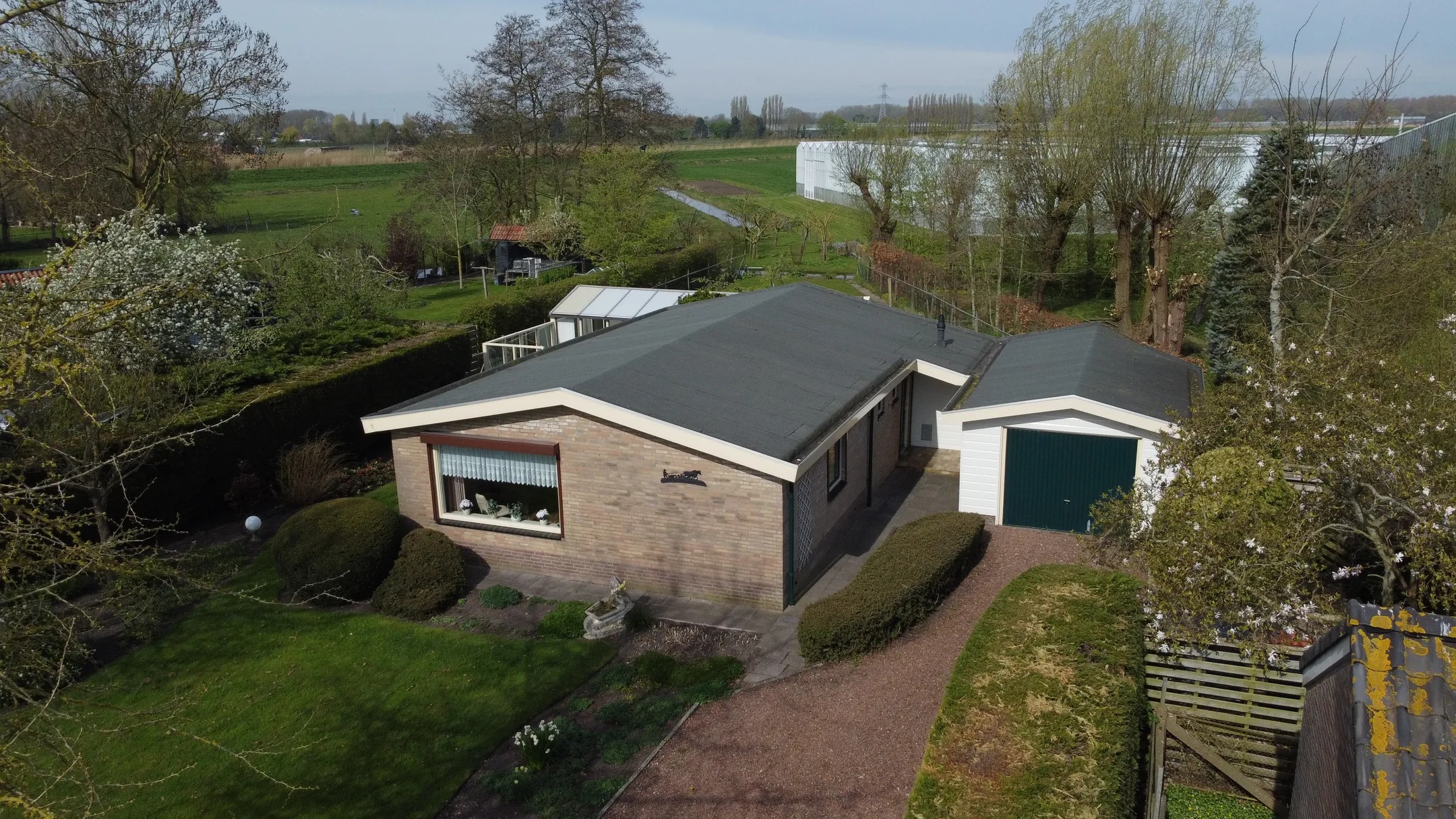Vrijstaande woning Dorpsweg 172 in Hensbroek