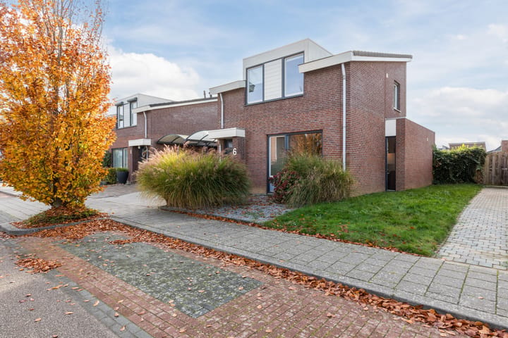 Geschakelde woning Emmastraat 6 Linne