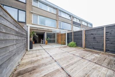 Benedenwoning Scholeksterlaan 102 A in Vinkeveen