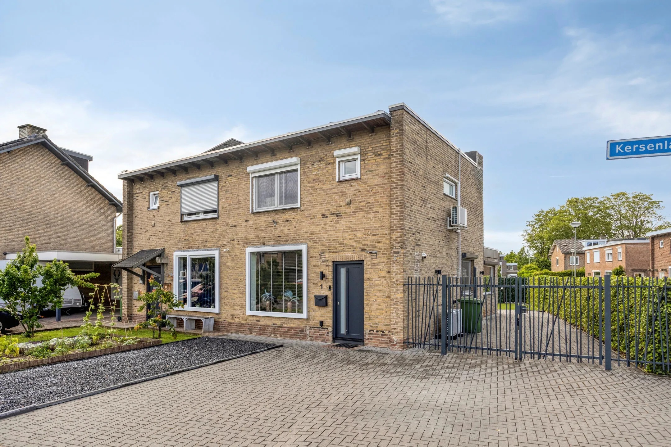 2-onder-1-kapwoning Kersenlaan 1 in Bunde